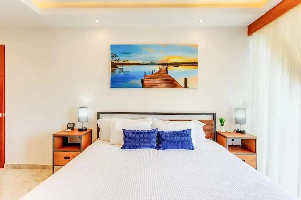פלאייה דל כרמן The Eight Condos By Riviera Rentals 0*, פלאייה דל כרמן